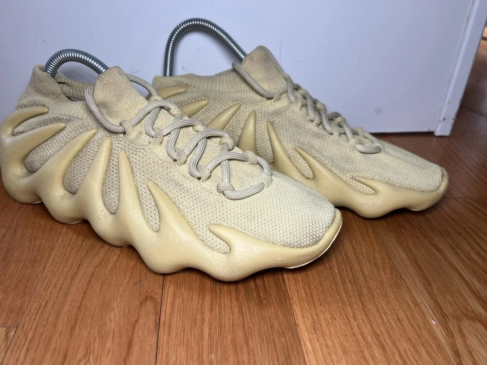 Adidas Yeezy 450 Shoes Mens Size 9 Beige Knit Low Top Lifestyle Casual Sneakers